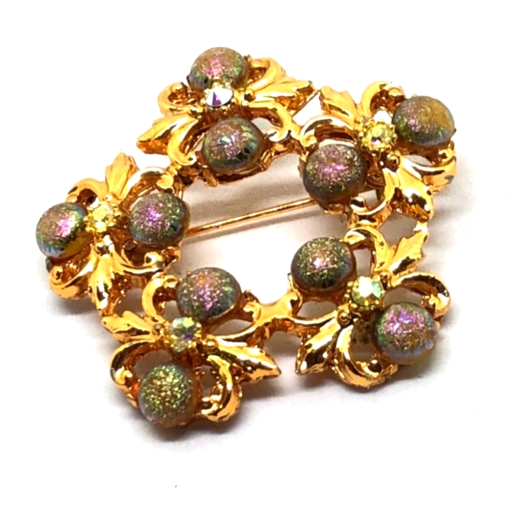💜⚜️🩷  Stunning Vintage Rose Plum Sparkling Aurora Borealis Iridescent Brooch